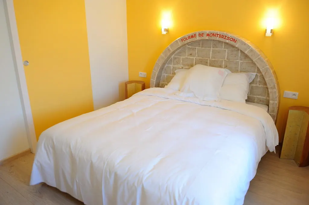 le relais du châtel Marcilly le Chatel Maison d'hôtes