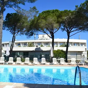 **** Hotel Zenitude Hôtel-résidences La Tour De Mare France